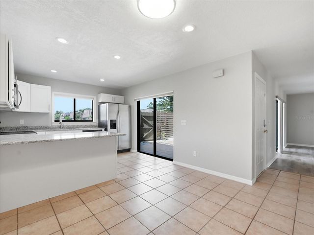 15314 E POND WOODS DRIVE 15314, Tampa, FL 33618