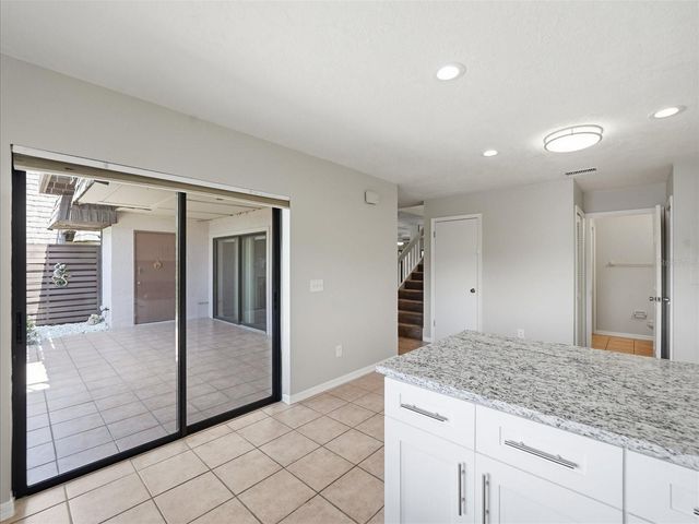 15314 E POND WOODS DRIVE 15314, Tampa, FL 33618