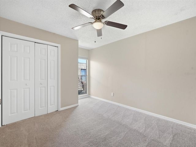 15314 E POND WOODS DRIVE 15314, Tampa, FL 33618