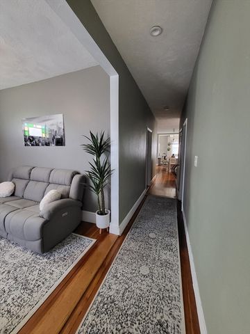 12 Watts St 1, Chelsea, MA 02150