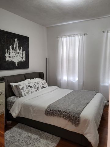 12 Watts St 1, Chelsea, MA 02150