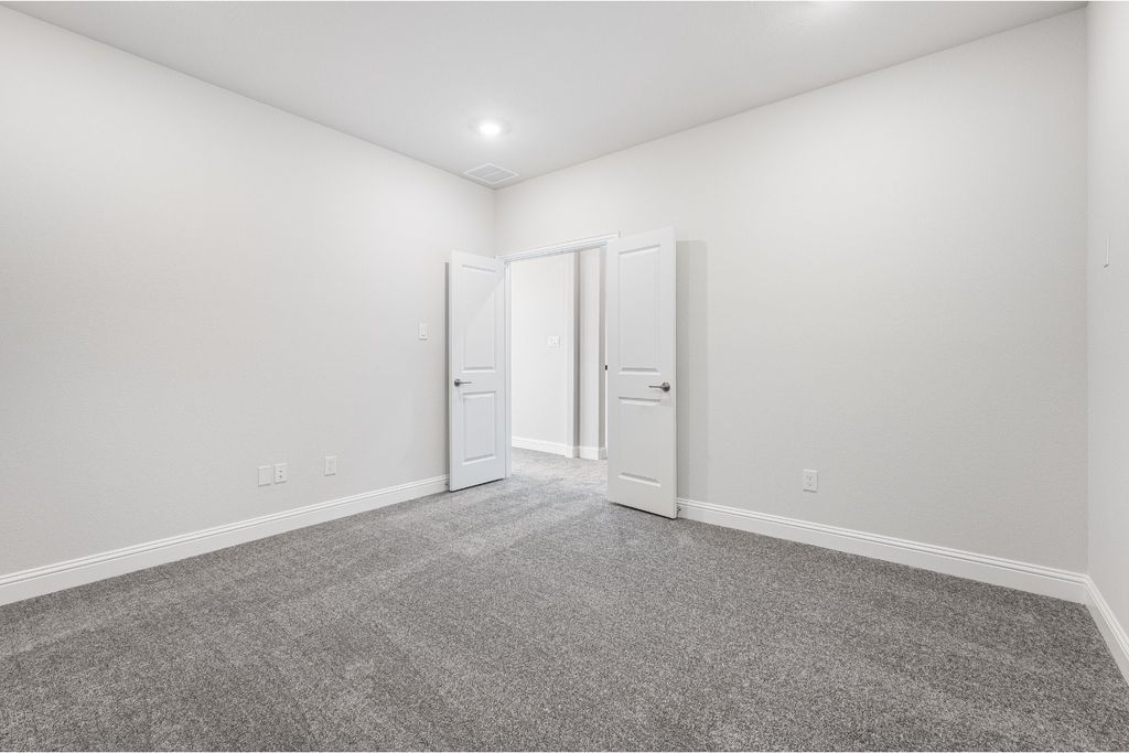 property-img