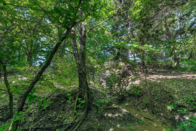 2041 Hudson Court, Alvarado, TX 76009