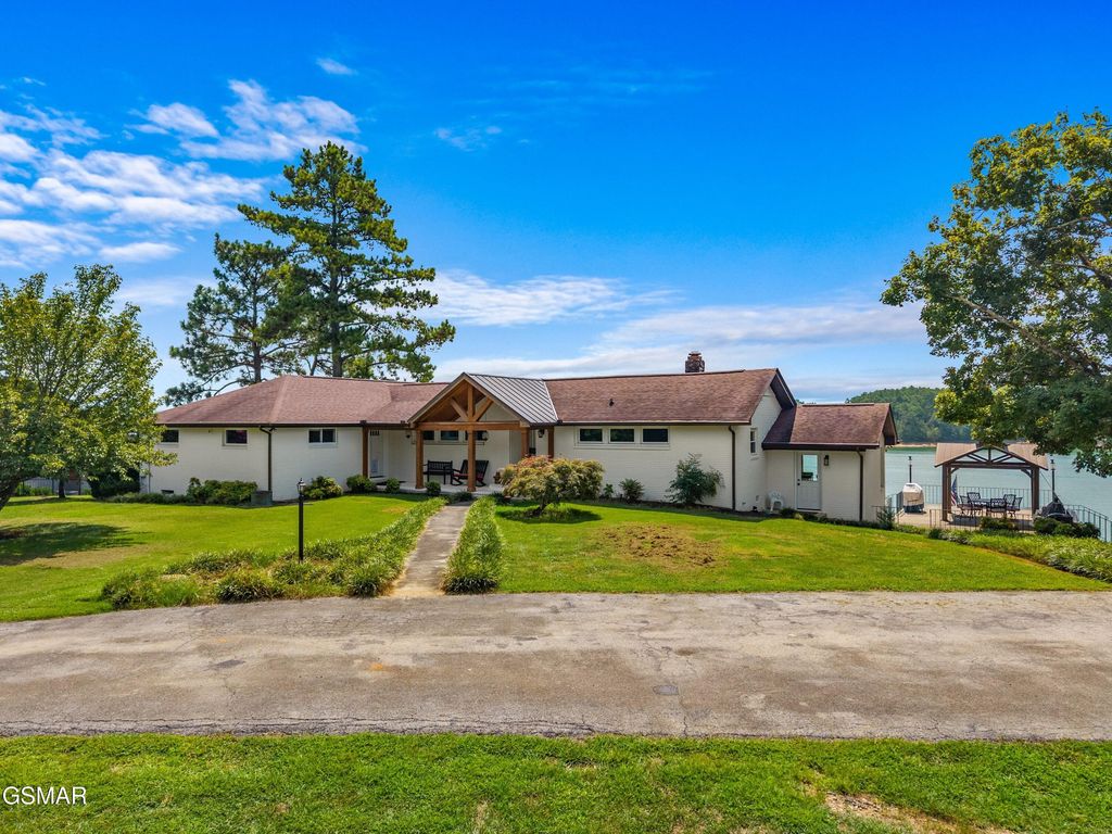 1331 Highway 139, Dandridge, TN 37725