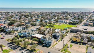 1927 Broadway Street, Galveston, TX 77550
