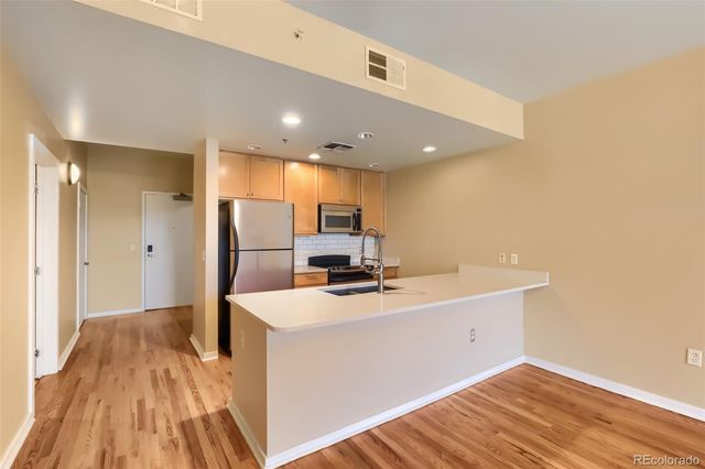 275 S Harrison Street 107, Denver, CO 80209