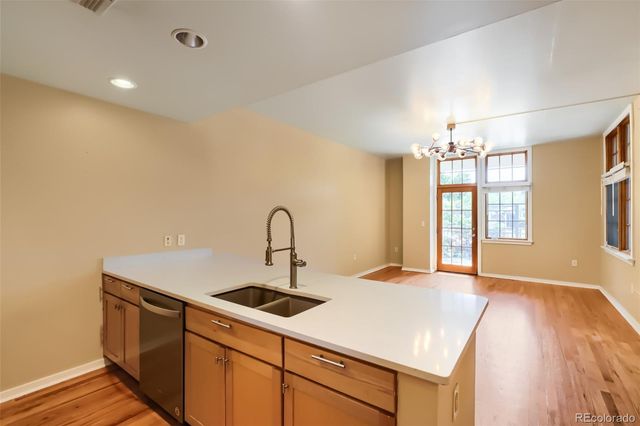 275 S Harrison Street 107, Denver, CO 80209