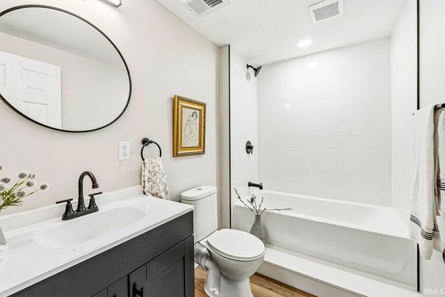 317 N Sunnyside Avenue, South Bend, IN 46617