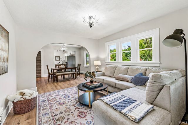 317 N Sunnyside Avenue, South Bend, IN 46617
