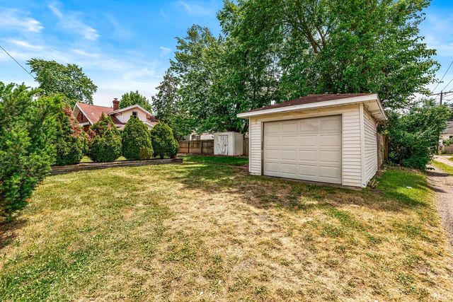 317 N Sunnyside Avenue, South Bend, IN 46617