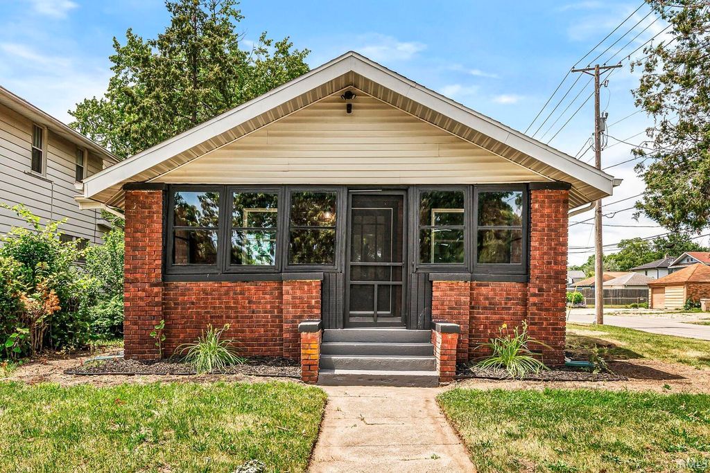 317 N Sunnyside Avenue, South Bend, IN 46617