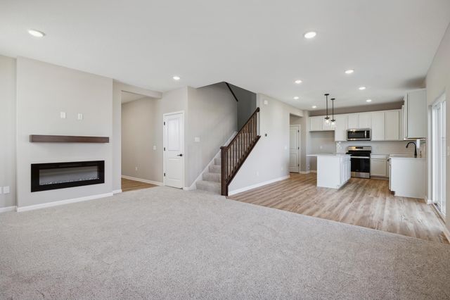 15022 Askeaton Place, Rosemount, MN 55068