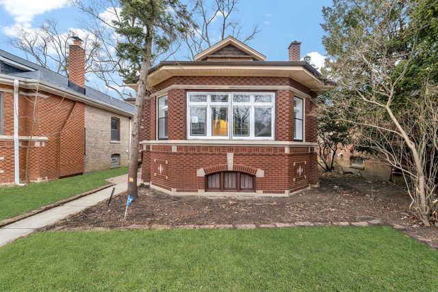 11630 S Hale Avenue, Chicago, IL 60643