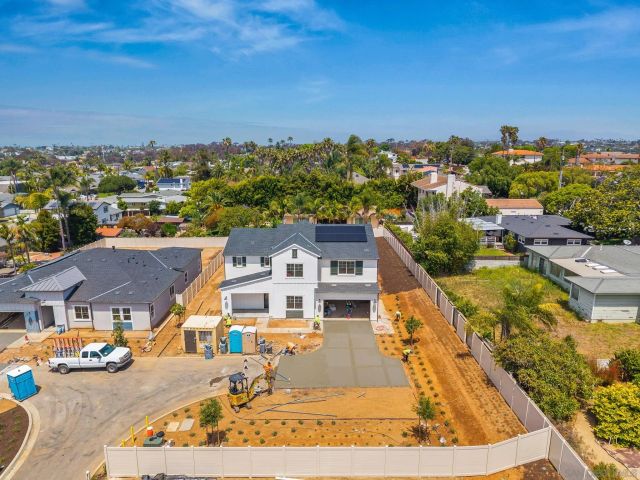 1716 California St., Oceanside, CA 92054