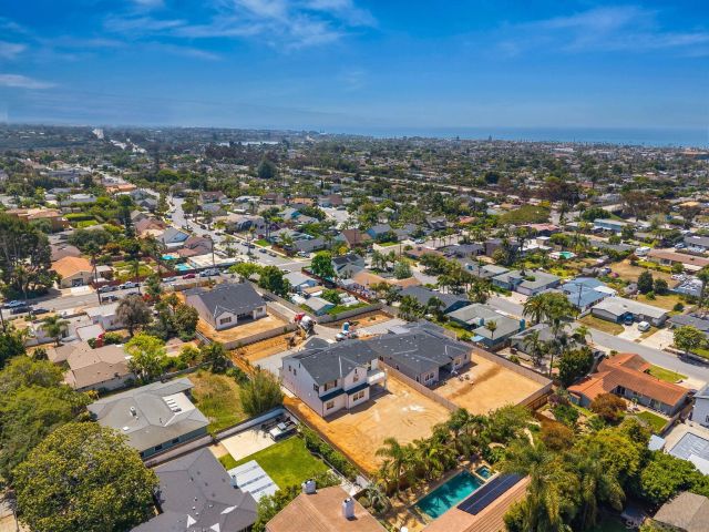 1716 California St., Oceanside, CA 92054