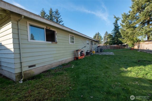 17116 SE 125th Place SE, Renton, WA 98058
