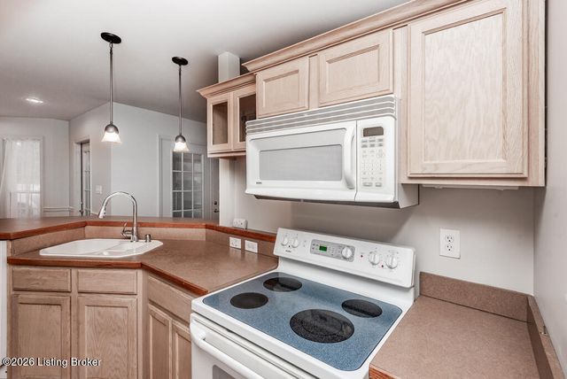 1107 Belmont Park Way, Louisville, KY 40243