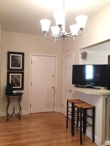16 Royce Road 6, Boston, MA 02134