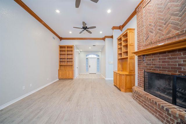 169 Private Road 8519, Van, TX 75790