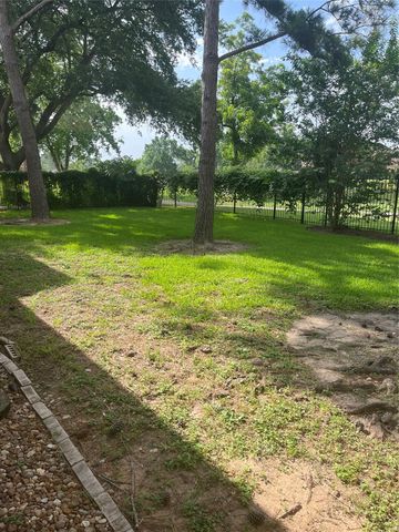 24319 Bay Hill Boulevard, Katy, TX 77494