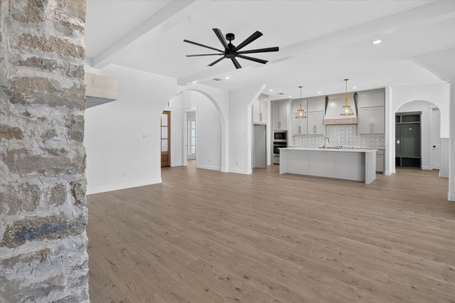 6931 Eagle Creek Drive, Godley, TX 76044
