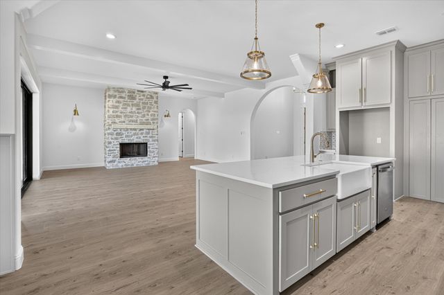 6931 Eagle Creek Drive, Godley, TX 76044