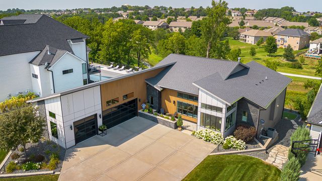 16659 Winston Drive, Clive, IA 50325