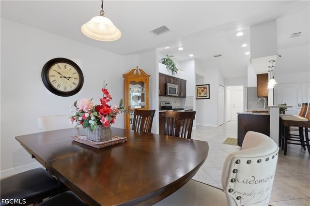 4702 SW 20th AVE, Cape Coral, FL 33914