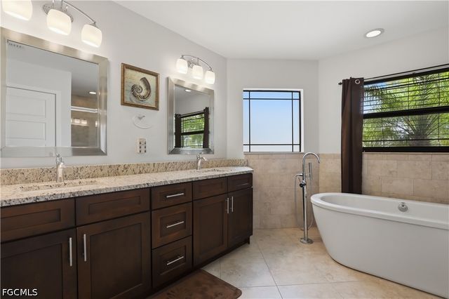 4702 SW 20th AVE, Cape Coral, FL 33914