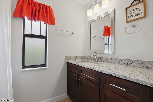 4702 SW 20th AVE, Cape Coral, FL 33914