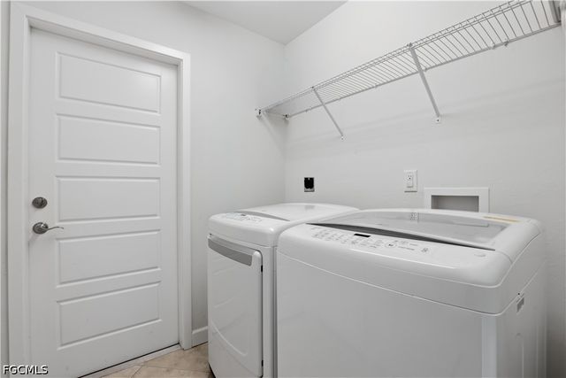 4702 SW 20th AVE, Cape Coral, FL 33914