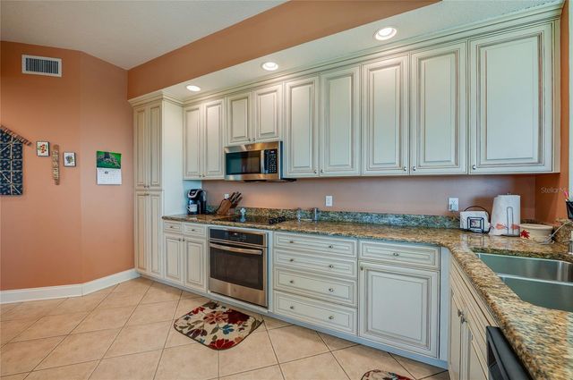250 MINORCA BEACH WAY 906, New Smyrna Beach, FL 32169