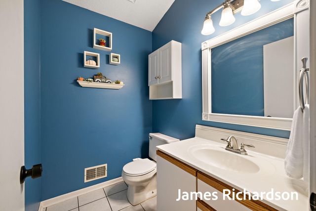 15249 Widgeon Road, Grand Haven, MI 49417