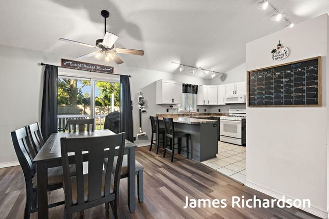 15249 Widgeon Road, Grand Haven, MI 49417