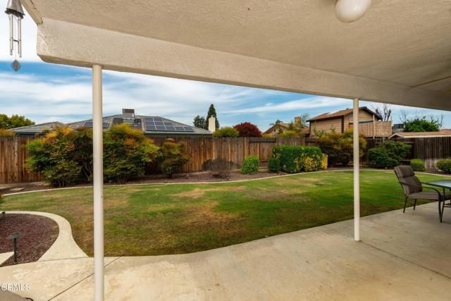 7608 Darrin Avenue, Bakersfield, CA 93308