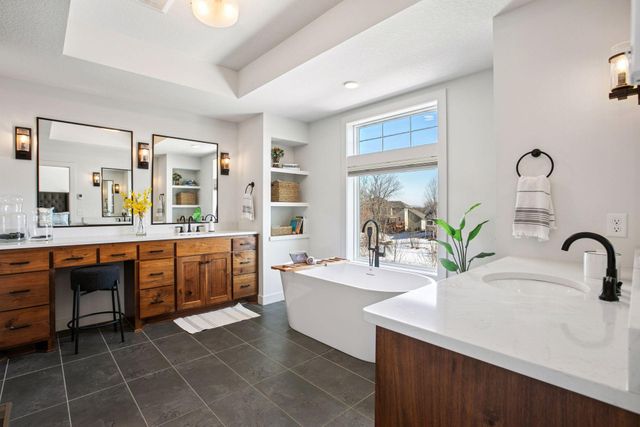 6300 Ranier Lane N, Maple Grove, MN 55311