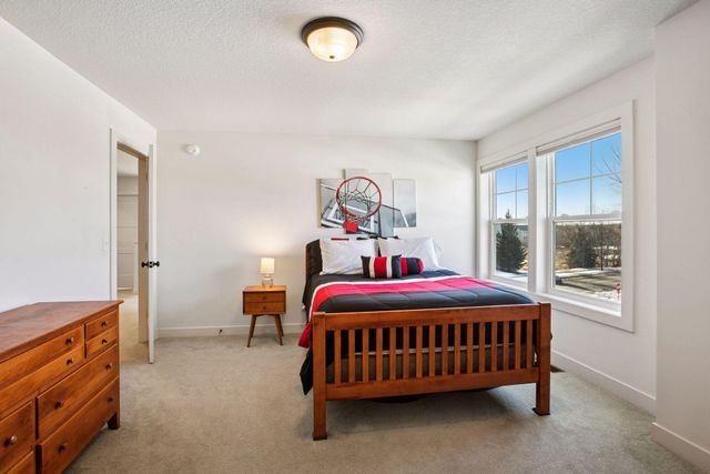 6300 Ranier Lane N, Maple Grove, MN 55311