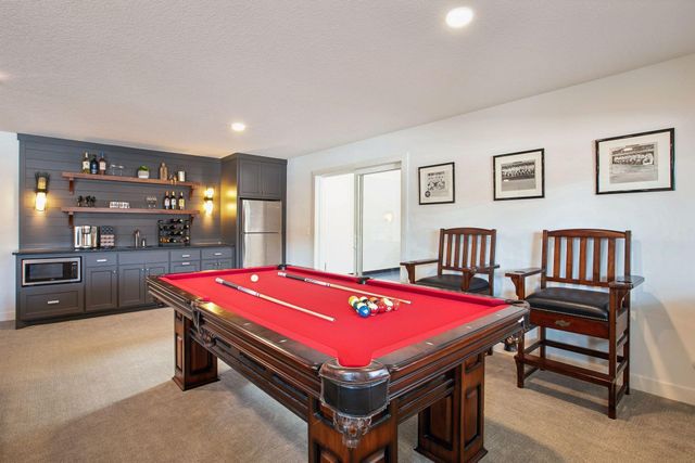 6300 Ranier Lane N, Maple Grove, MN 55311