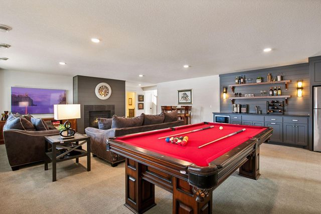 6300 Ranier Lane N, Maple Grove, MN 55311