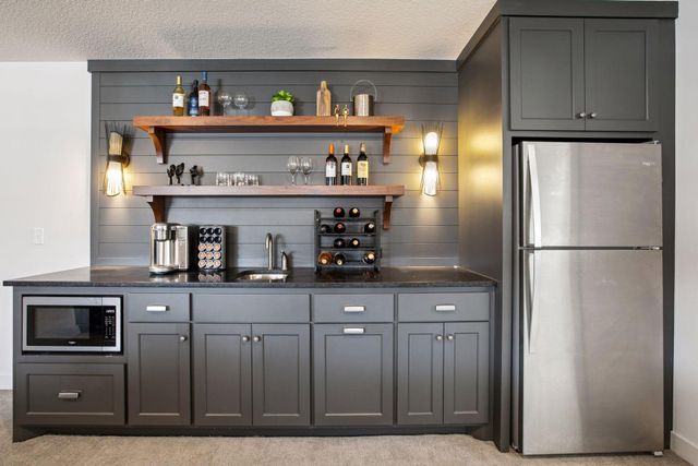 6300 Ranier Lane N, Maple Grove, MN 55311