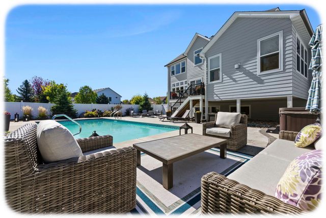 6300 Ranier Lane N, Maple Grove, MN 55311