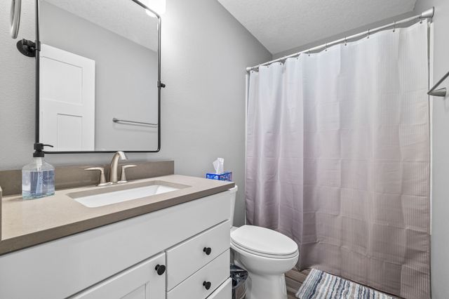 9288 Primo Lane, West Des Moines, IA 50266