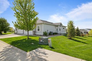 9288 Primo Lane, West Des Moines, IA 50266