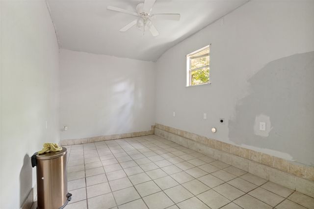 3013 Emmett Street, Dallas, TX 75211