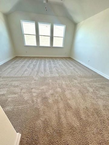 1001 Ellensburg DR, Georgetown, TX 78633