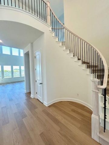 1001 Ellensburg DR, Georgetown, TX 78633