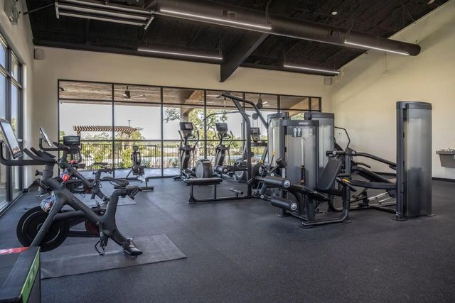 1001 Ellensburg DR, Georgetown, TX 78633