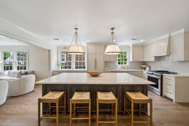 2315 Mount Pleasant Street, Charleston, SC 29403