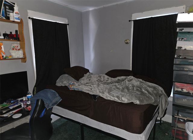 1050 W 20TH Street, Erie, PA 16502