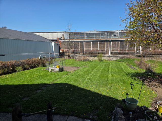 1050 W 20TH Street, Erie, PA 16502